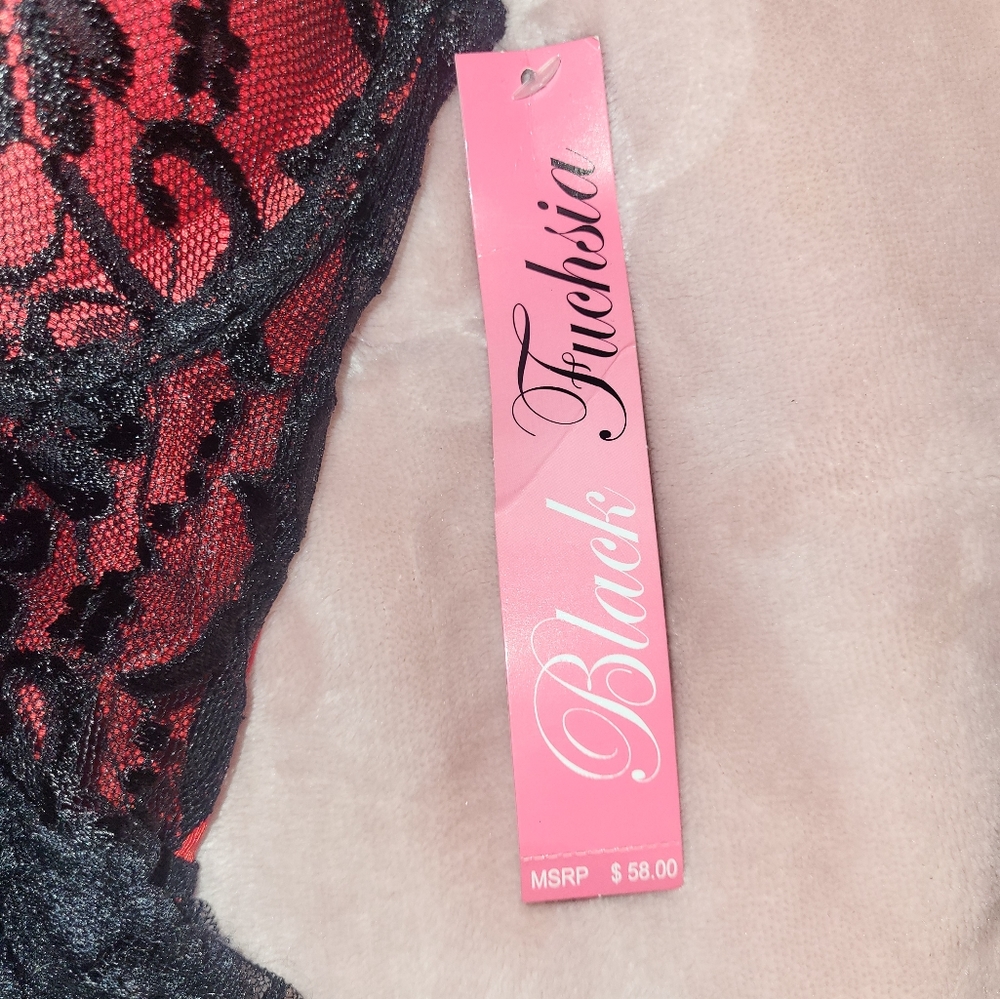 ❤️NEW WITH TAGS❤️Sexy black and red lace lace lingerie - Picture 3 of 3